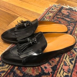 GUC Black Everlane Mules